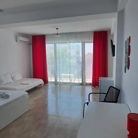 Guest house Golful Lebedelor *